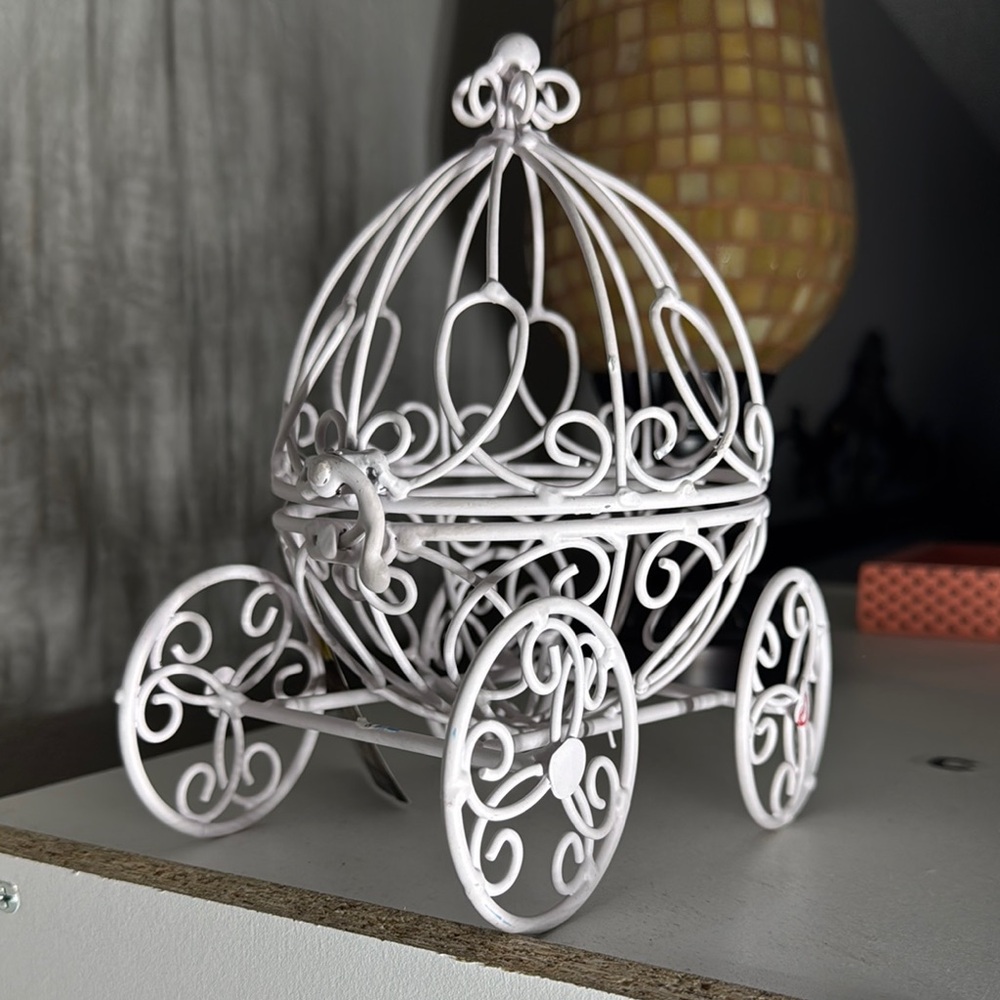 Hobby Lobby White Decorative Carriage